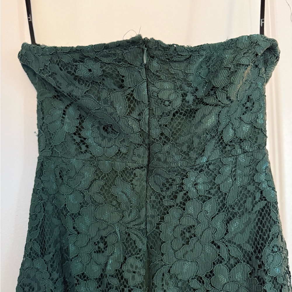 Lulus trumpet style Green Lace Dress. Size Small. - Picture 5 of 5